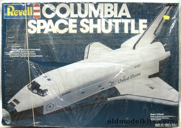 Revell 1/72 Space Shuttle Columbia - with Spacelab and NASA Poster, 4714 plastic model kit